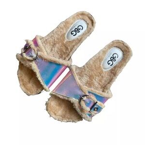 GBG Los Angles Women's Softee Metallic Faux Fur Buckled Slide-Size 9  NWOB